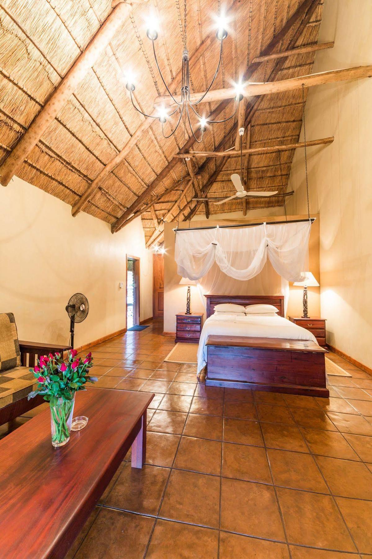 Kumbali Country Lodge Lilongwe Eksteriør bilde
